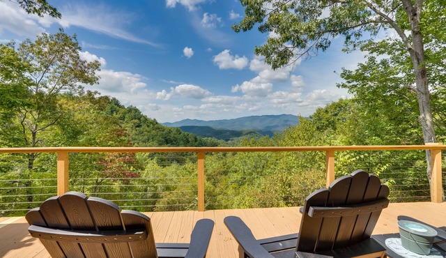 Breathtaking Marble Home on 5-Acre Hillside!