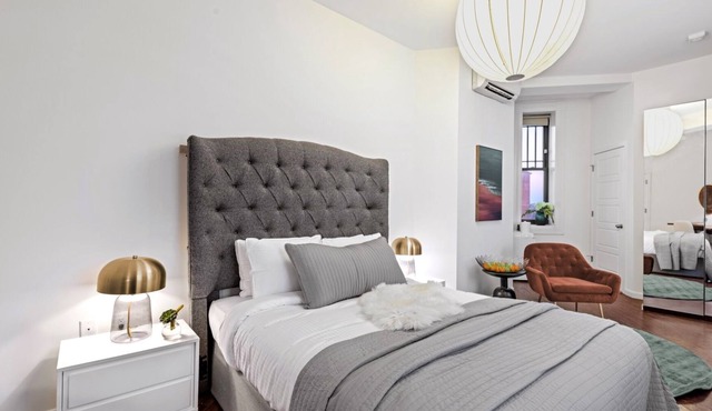 Brexton Hotel | Bright & Beautiful Studio