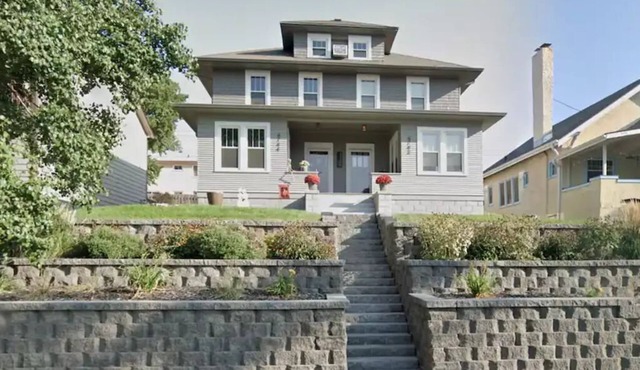 Capitol Charm in Dundee - East