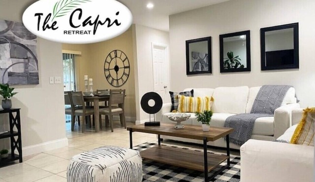 CAPRI RETREAT.★ 8. NEAR BEACHES/PGA/DOWNTOWN/ROGER DEAN STADIUM