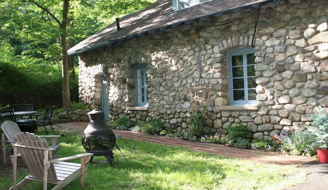 Charming Apartment - Hike from your doorstep