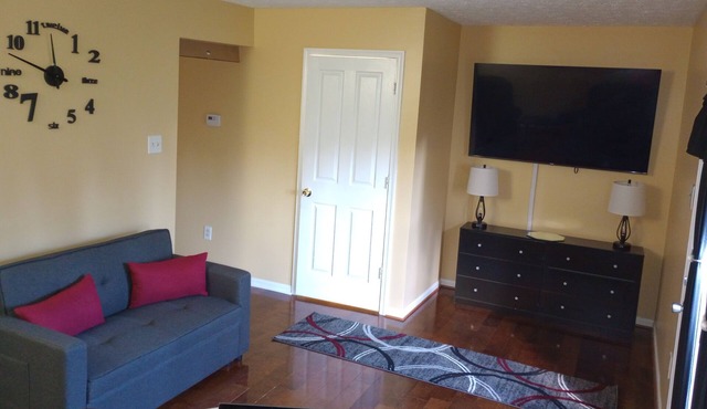 Charming Dc Metro: Your Perfect Odenton Getaway 3 Bedroom Condo by Redawning