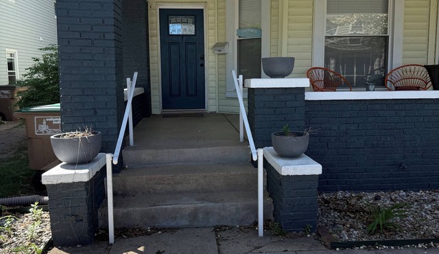 Cheerful Downtown 3 Bedroom home in the historic area of Columbus