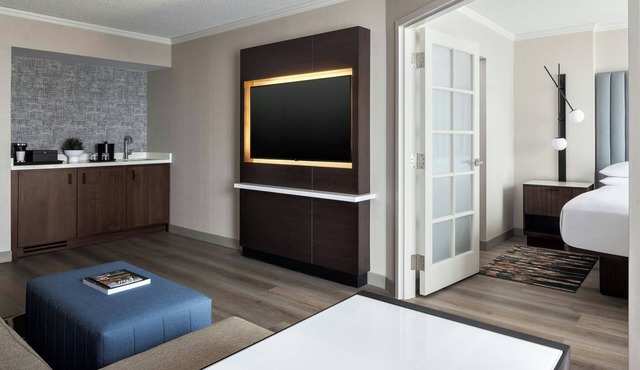 Chicago Marriott Suites Deerfield