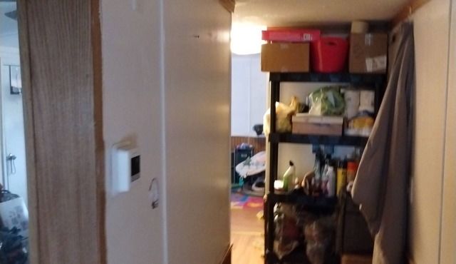 College Students Preferred 2BR, 1Bath Mobile home.