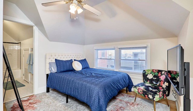 Comfy Studio SLU, Fox Thtr, CWE-Unit L