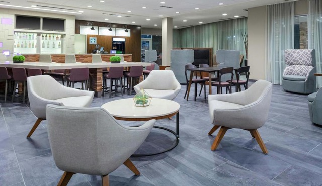 Courtyard by Marriott St. Louis West County