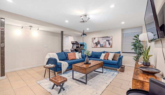 Crown Heights 6BD Haven w/Arcade Games for 16