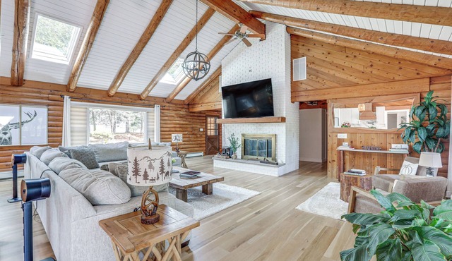 Deck, Sauna & Fire Pits: Upscale Belle Mead Cabin