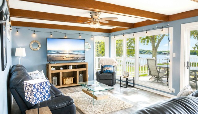 ⚓️Direct lake view with available Tritoon boat rental