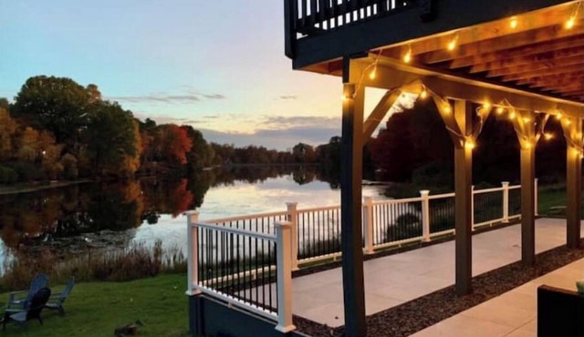 ⭐️⭐️ Elegant Lakeside Getaway