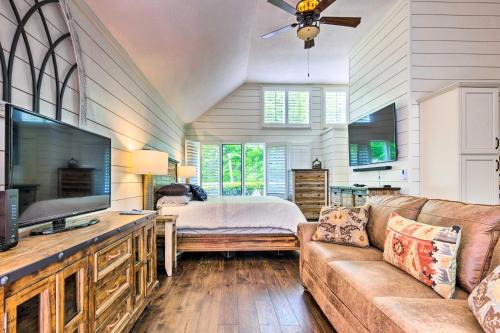 Elegant Sapphire Valley Studio w/Resort Amenities