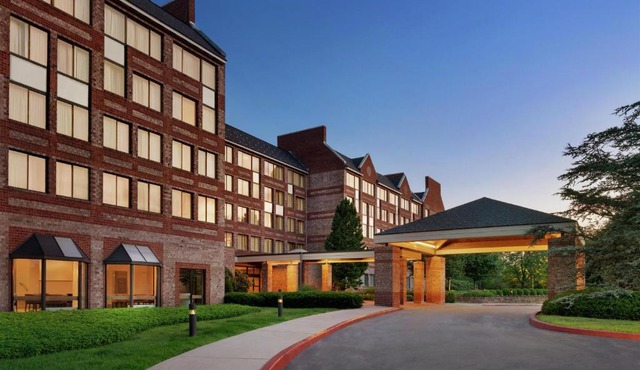 Embassy Suites by Hilton Philadelphia Valley Forge
