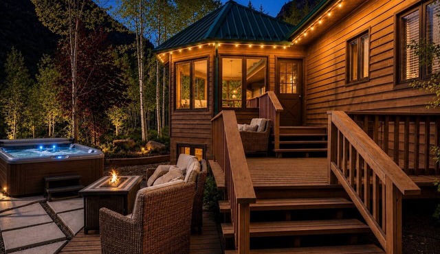 Expect! WOW! Jacuzzi, Game Room, Fire Pit, Waterbed, Massage Chair, Remodel 2024