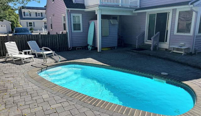Extremely comfortable Oceanside 5-bedroom house with a pool on Long Beach Island