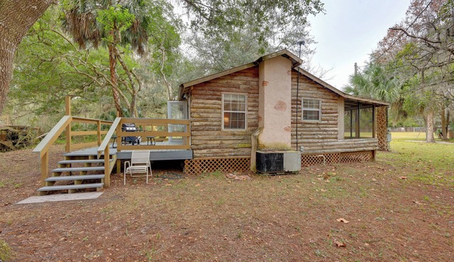 Fish, Boat & Explore: Cross Creek Cabin w/Dock!