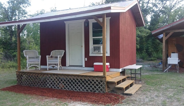 Friendlys River Retreat private Rustic Camping Cabin sleeps 4+with tent camping