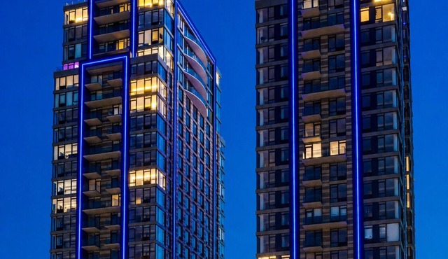 Global Luxury Suites at The Arches
