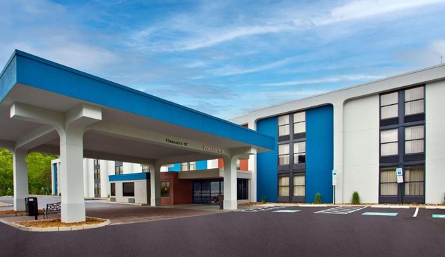 Hampton Inn State College