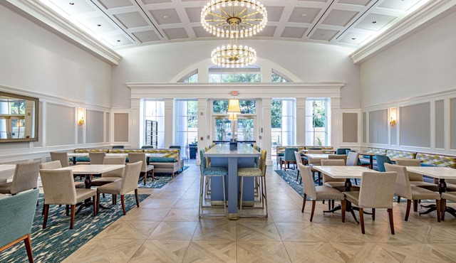 Hampton Inn & Suites Charlotte/South Park at Phillips Place