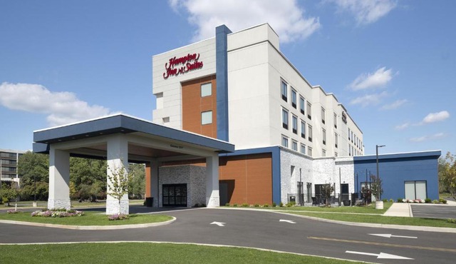 Hampton Inn & Suites Somerset