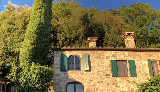 HOLIDAYS IN AN ANCIENT TUSCAN FARM - THE BASILOCCO