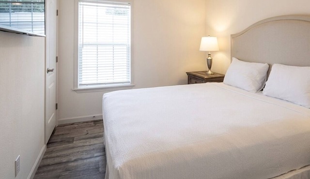 Home Away From Home Perfect for Family w/Pets |Pool & Gym Access + Free Parking