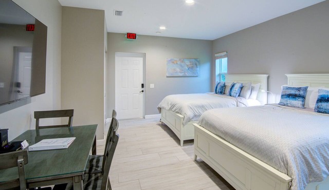 HS#2- Modern Studio next to Premier Sports Complex