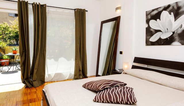 Isola Apartments