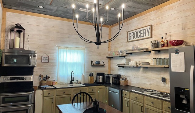 Just A Stone's Throw Cabin from Eminence, Jacks Fork, & Cross County Trail Ride