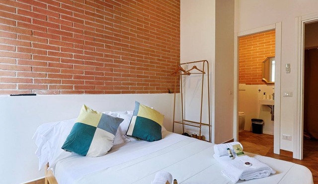 La Posada - Camera 1 by Rentbeat