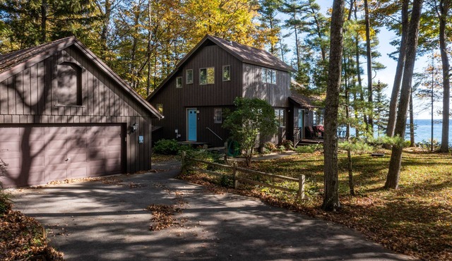 Lakeside Forest Retreat