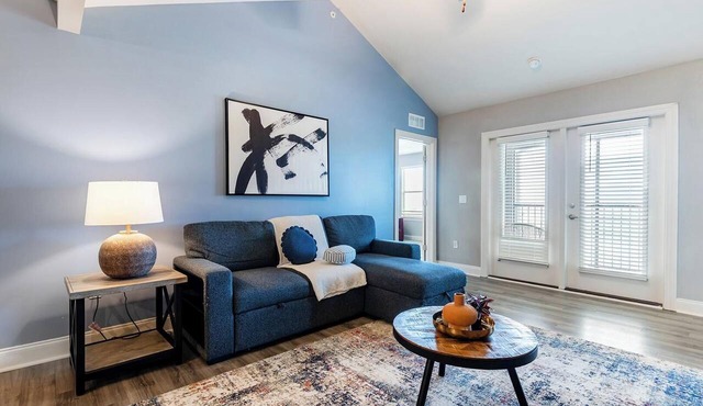 Landing | Amazing 3BD, Pool, Gym