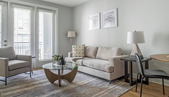 Landing | Incredible 1BD, Gym, Courtyard