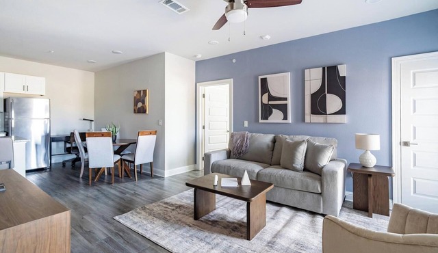Landing | Incredible 2BD, Gym, Clubhouse