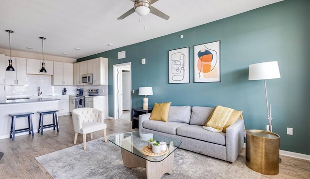 Landing | Incredible 2BD, Gym, Yoga Studio