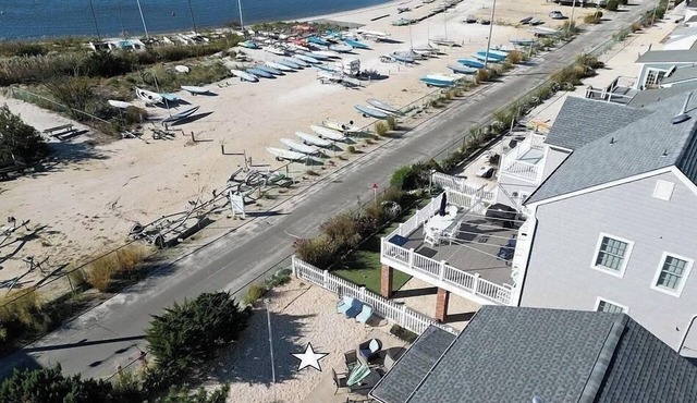 Lavallette Bay water view 6 large bedrooms New AC pet friendly 4 beach badges