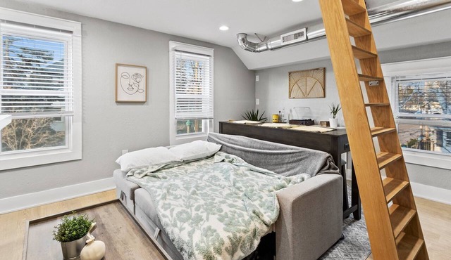 Live in Chic and Comfort: Experience Our Thoughtfully Designed 1 Bed with Loft!