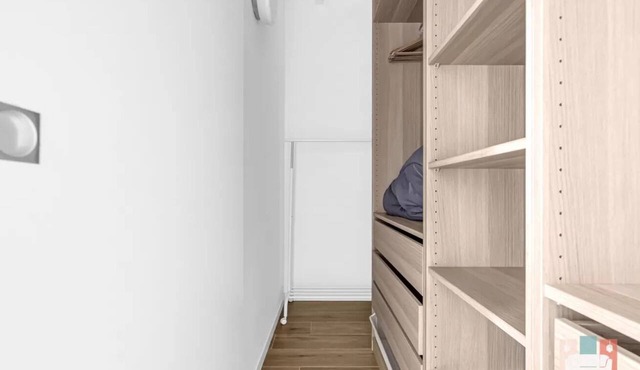 LOMB3 Light and Space in the Heart of the Navigli-