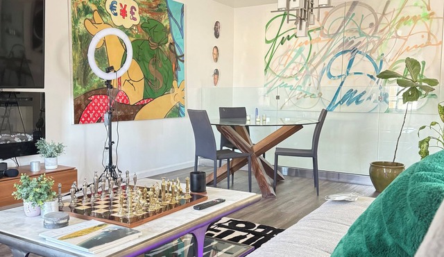 Modern Luxury Loft with Artful Vibes