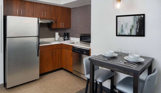 Modern Pet-Friendly Unit in New Orleans, Outdoor Pool, Near Lafayette Square!