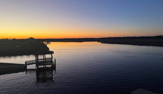 New 5BR Bayfront Home | Fishing, Kayaking & Boat Launch Access