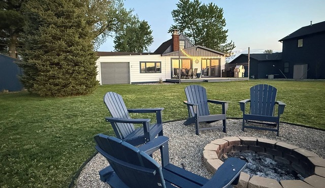 Newly updated Pine Lake cottage. Huge waterfront yard.