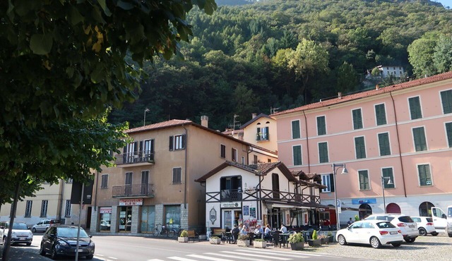 Nice apartment for 6 guests with WIFI, TV, balcony and pets allowed