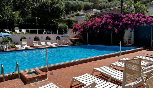 Nice apartment for 6 guests with pool, WIFI, A/C, TV, terrace and panoramic view