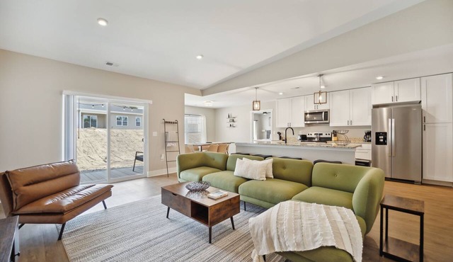 Pet-Friendly 3BR Condo Near Traverse City & Trails