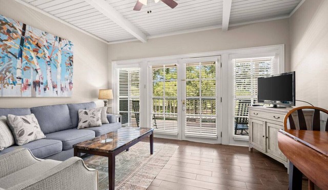 Pet Friendly | Secluded | Quiet | Convenient