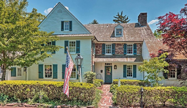 Pool & Courtyard: Timeless Home in Lansdale
