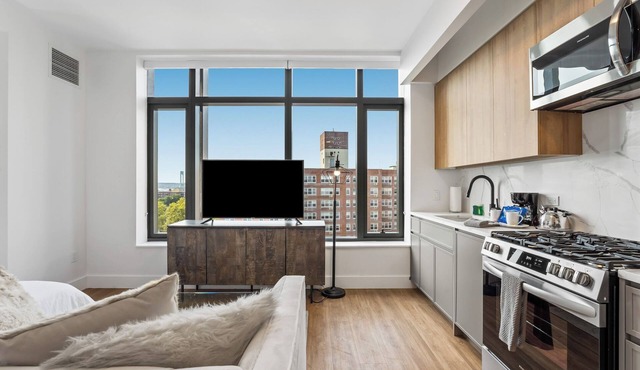 Posh Studio with Luxe Amenities in Prime Location!