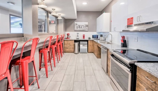 ✨Private Studio with Laundry Room⏺️Parking🚗Fitness Gym💪| Extended Stay Ready✨